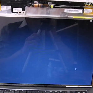 полосы на матрице на ноутбуке