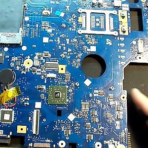 Samsung R60.  Не включается.